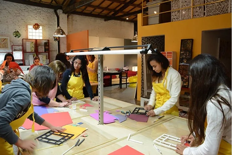 Conheça a Universidade do Papel