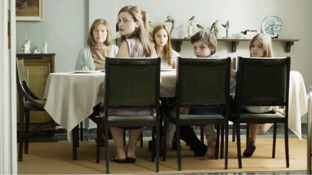 Crítica: Miss Violence (2013)
