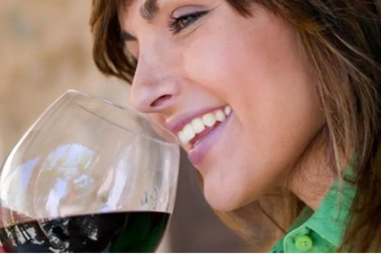 Iramaia Loiola: O vinho e os dentes