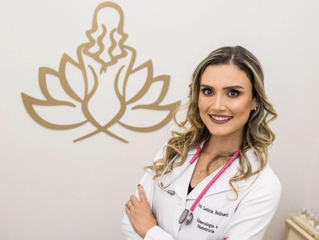 Letícia Bellusci estreia coluna "Fala Doutora"