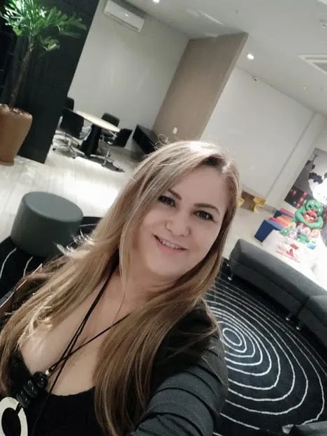 Ana Maria Lessa